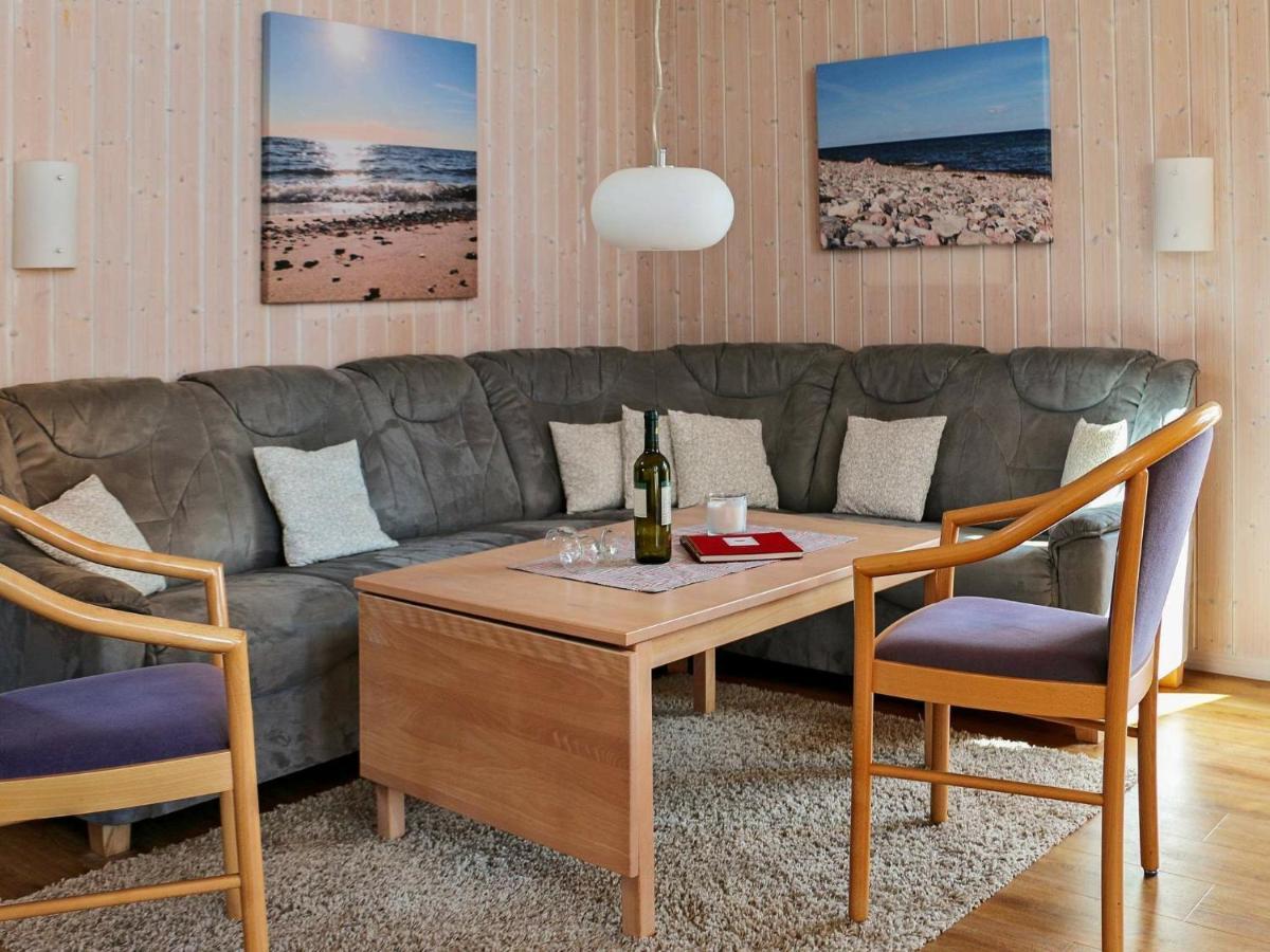 12 Person Holiday Home In أوترندورف الغرفة الصورة